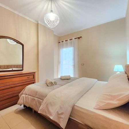 شقة One Bd Flat Near Center With 24H Self Check In تيرانا المظهر الخارجي الصورة
