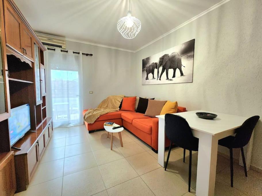 شقة One Bd Flat Near Center With 24H Self Check In تيرانا المظهر الخارجي الصورة