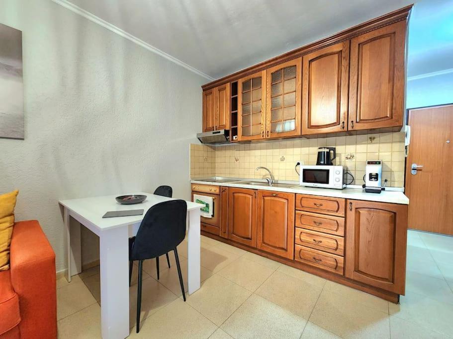 شقة One Bd Flat Near Center With 24H Self Check In تيرانا المظهر الخارجي الصورة