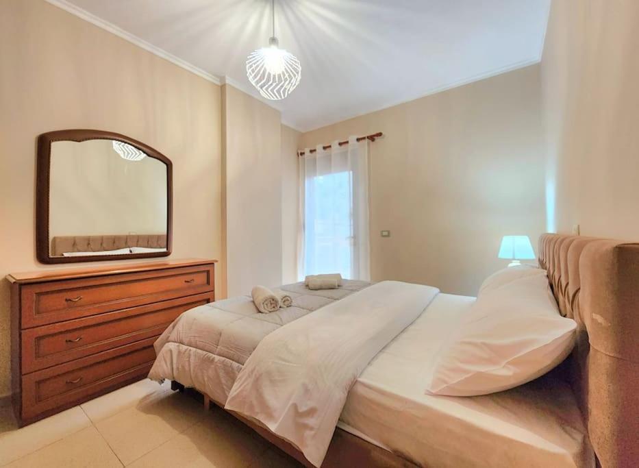 شقة One Bd Flat Near Center With 24H Self Check In تيرانا المظهر الخارجي الصورة